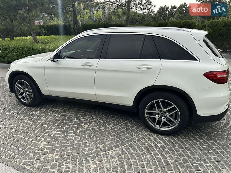 Внедорожник / Кроссовер Mercedes-Benz GLC-Class 2017 в Днепре фото 7 Внедорожник / Кроссовер Mercedes-Benz GLC-Class 2017 в Днепре