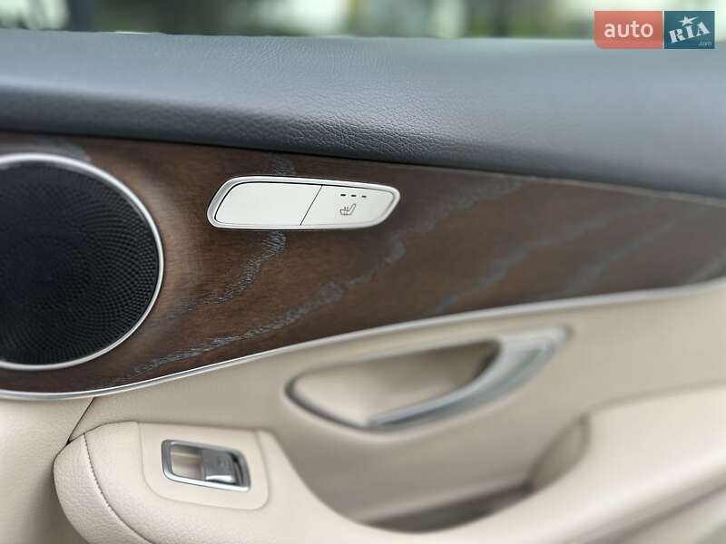 Внедорожник / Кроссовер Mercedes-Benz GLC-Class 2017 в Днепре фото 25 Внедорожник / Кроссовер Mercedes-Benz GLC-Class 2017 в Днепре