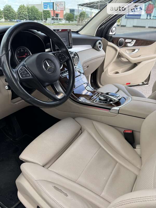 Внедорожник / Кроссовер Mercedes-Benz GLC-Class 2017 в Ровно