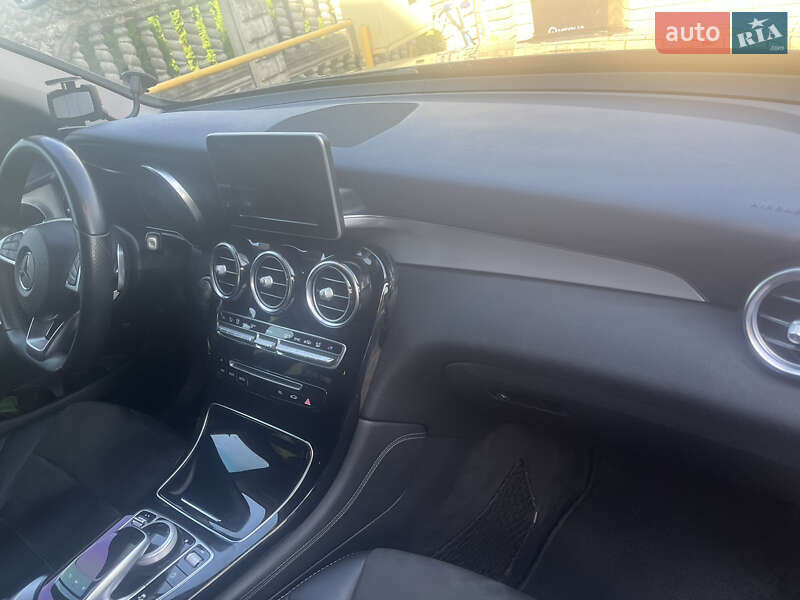 Внедорожник / Кроссовер Mercedes-Benz GLC-Class 2017 в Черновцах