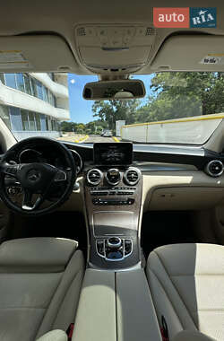 Внедорожник / Кроссовер Mercedes-Benz GLC-Class 2017 в 