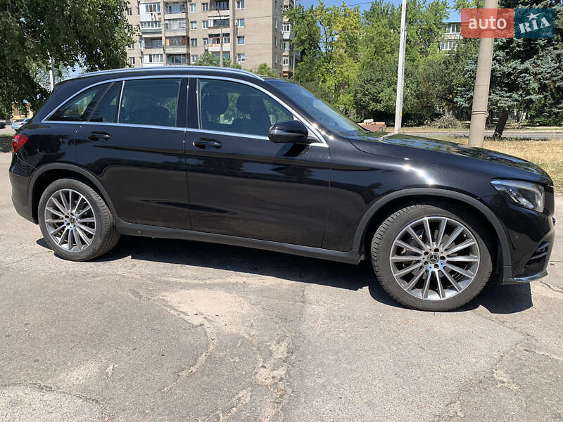 Внедорожник / Кроссовер Mercedes-Benz GLC-Class 2018 в Днепре