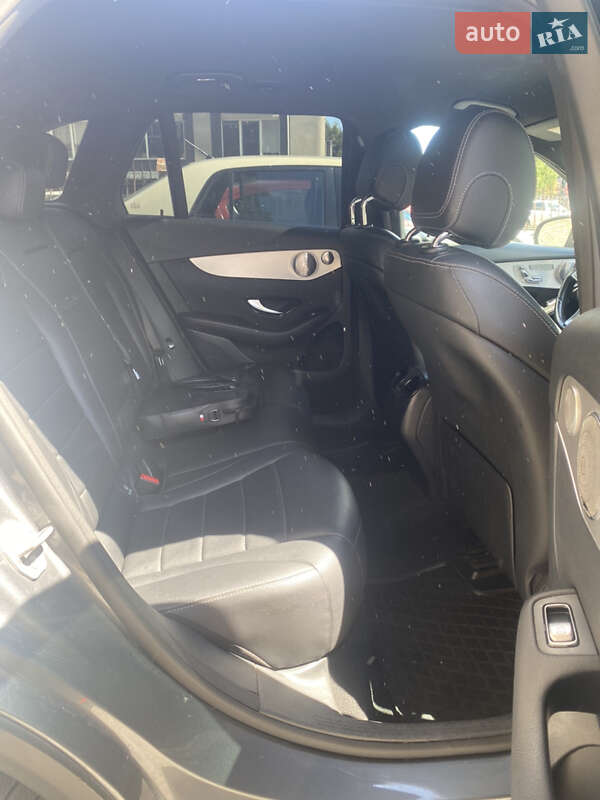 Внедорожник / Кроссовер Mercedes-Benz GLC-Class 2016 в Киеве