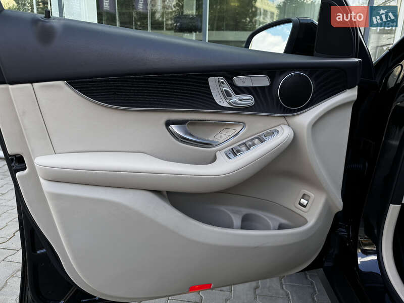 Внедорожник / Кроссовер Mercedes-Benz GLC-Class 2017 в Одессе