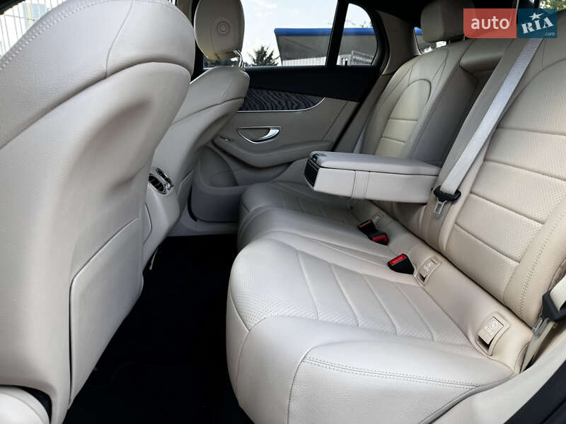 Внедорожник / Кроссовер Mercedes-Benz GLC-Class 2017 в Одессе