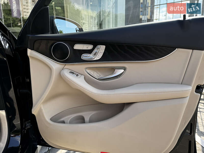 Внедорожник / Кроссовер Mercedes-Benz GLC-Class 2017 в Одессе