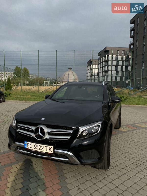 Mercedes-Benz GLC-Class 2016