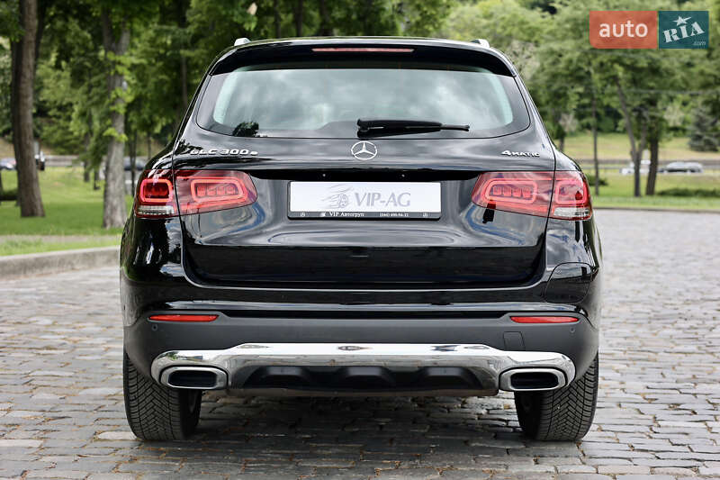 Внедорожник / Кроссовер Mercedes-Benz GLC-Class 2020 в Киеве
