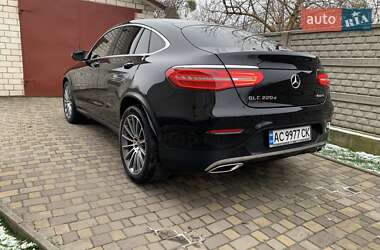 Позашляховик / Кросовер Mercedes-Benz GLC-Class 2017 в 