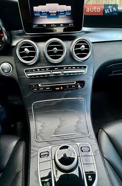 Внедорожник / Кроссовер Mercedes-Benz GLC-Class 2018 в 