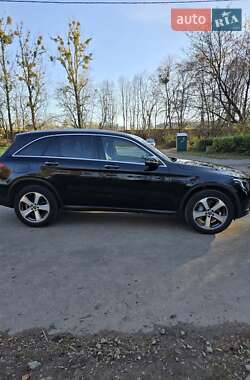 Внедорожник / Кроссовер Mercedes-Benz GLC-Class 2018 в 