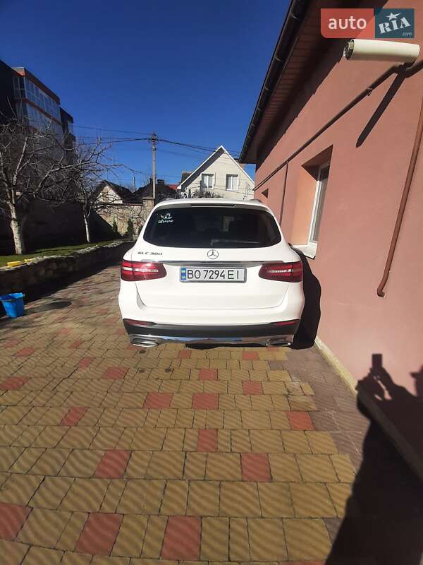 Позашляховик / Кросовер Mercedes-Benz GLC-Class 2019 в Тернополі