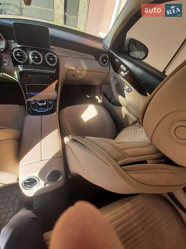 Позашляховик / Кросовер Mercedes-Benz GLC-Class 2019 в Тернополі