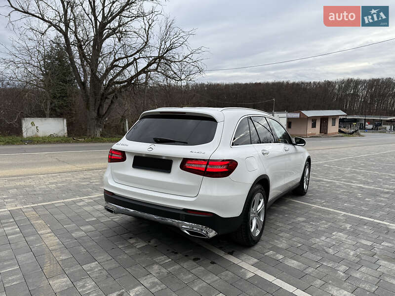 Внедорожник / Кроссовер Mercedes-Benz GLC-Class 2015 в Ужгороде