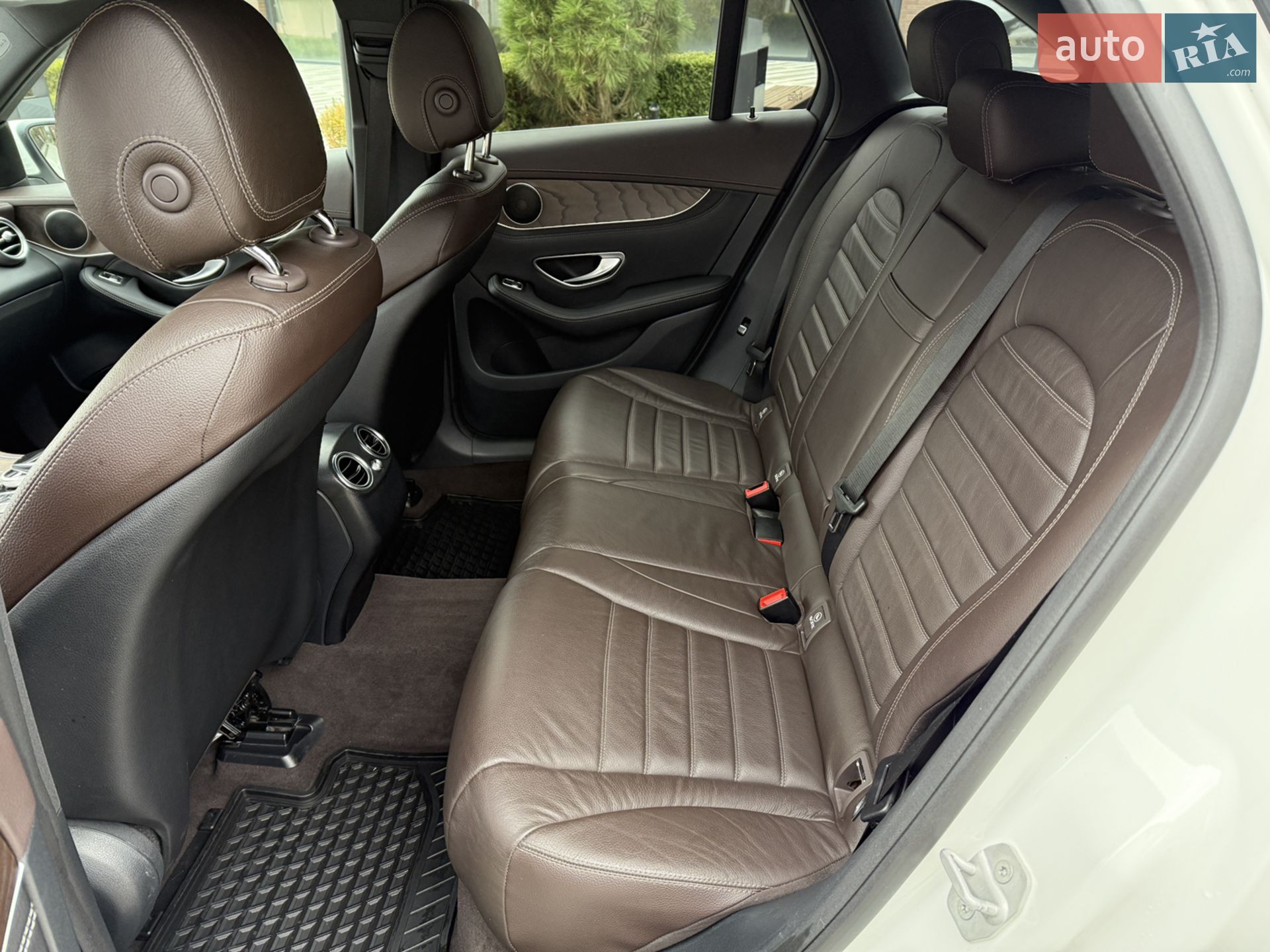 2015 Mercedes-Benz GLC - мініатюра 18