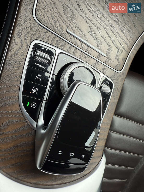 Внедорожник / Кроссовер Mercedes-Benz GLC-Class 2015 в Ужгороде