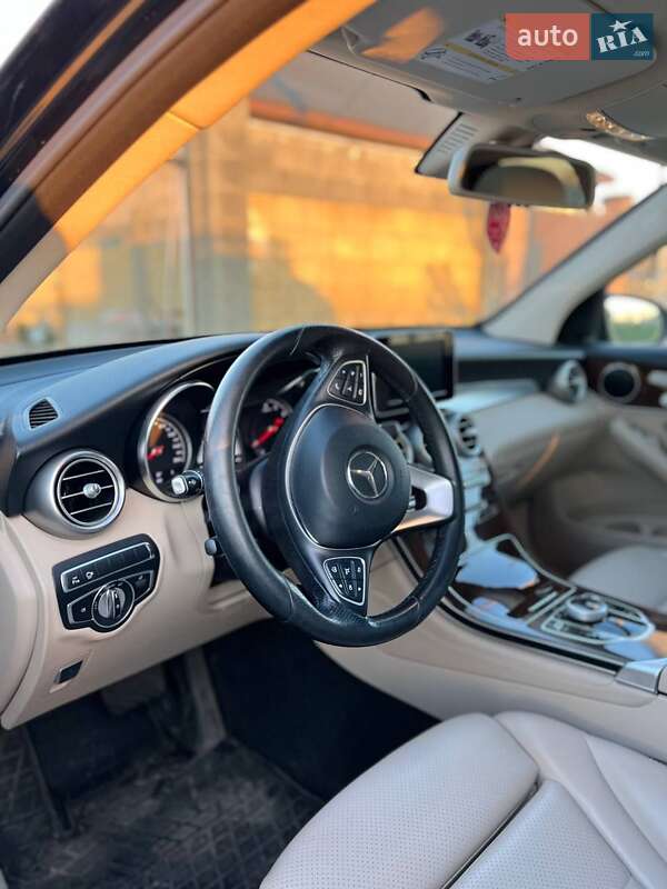 Позашляховик / Кросовер Mercedes-Benz GLC-Class 2017 в Одесі