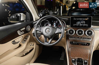 Внедорожник / Кроссовер Mercedes-Benz GLC-Class 2019 в 