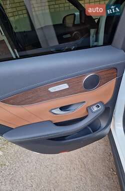 Внедорожник / Кроссовер Mercedes-Benz GLC-Class 2021 в 