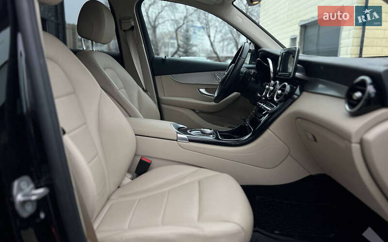 Позашляховик / Кросовер Mercedes-Benz GLC-Class 2017 в Івано-Франківську