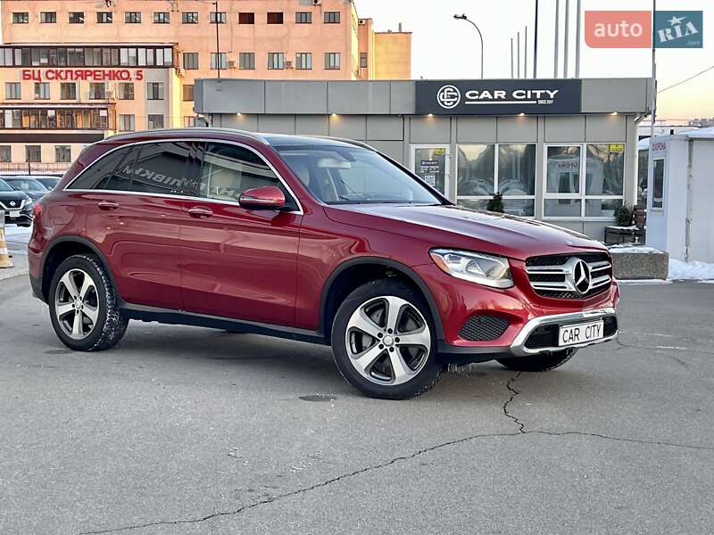 Внедорожник / Кроссовер Mercedes-Benz GLC-Class 2016 в Киеве