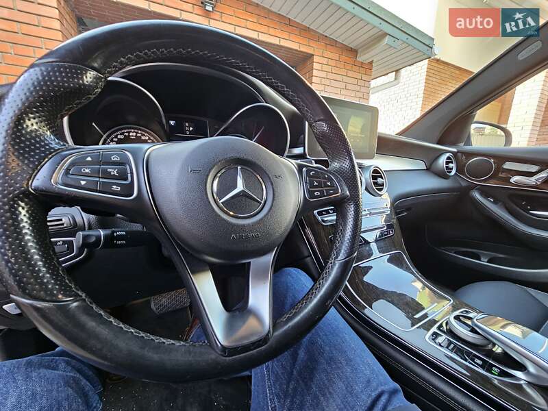 Внедорожник / Кроссовер Mercedes-Benz GLC-Class 2016 в Ивано-Франковске