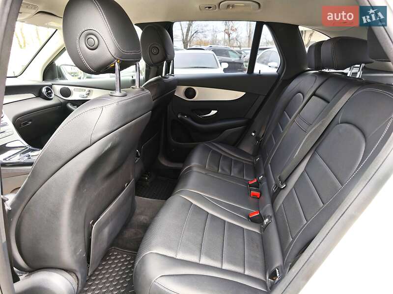 Позашляховик / Кросовер Mercedes-Benz GLC-Class 2015 в Дніпрі