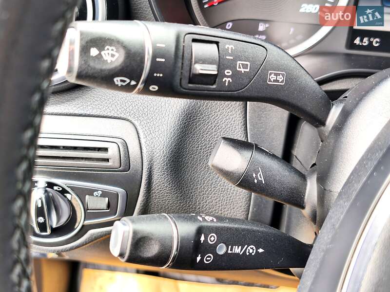 Позашляховик / Кросовер Mercedes-Benz GLC-Class 2015 в Дніпрі