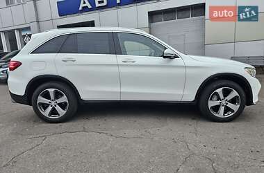 Внедорожник / Кроссовер Mercedes-Benz GLC-Class 2016 в 