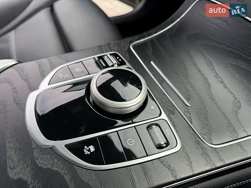 Внедорожник / Кроссовер Mercedes-Benz GLC-Class 2019 в Киеве