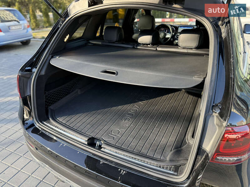 Позашляховик / Кросовер Mercedes-Benz GLC-Class 2020 в Львові