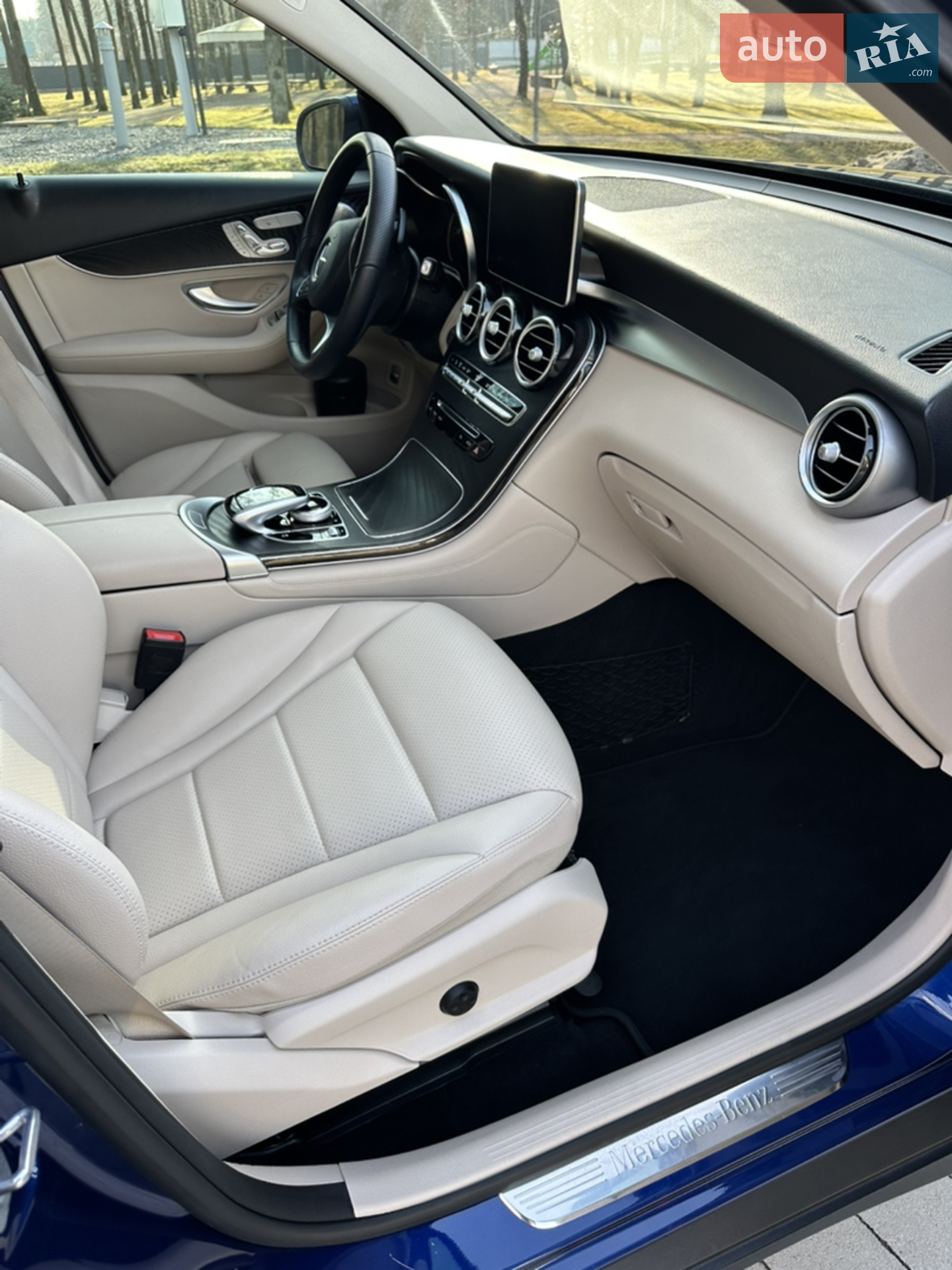 2019 Mercedes-Benz GLC - мініатюра 12