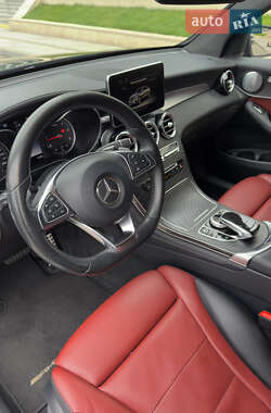 Внедорожник / Кроссовер Mercedes-Benz GLC-Class 2017 в 