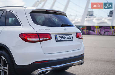 Позашляховик / Кросовер Mercedes-Benz GLC-Class 2015 в 