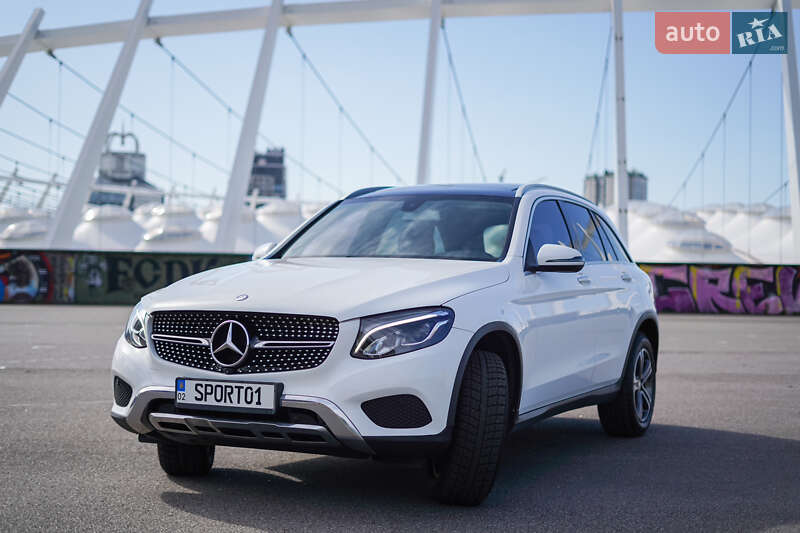 Позашляховик / Кросовер Mercedes-Benz GLC-Class 2015 в 