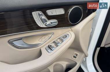 Внедорожник / Кроссовер Mercedes-Benz GLC-Class 2018 в 