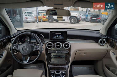 Внедорожник / Кроссовер Mercedes-Benz GLC-Class 2018 в 