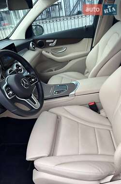 Внедорожник / Кроссовер Mercedes-Benz GLC-Class 2021 в 