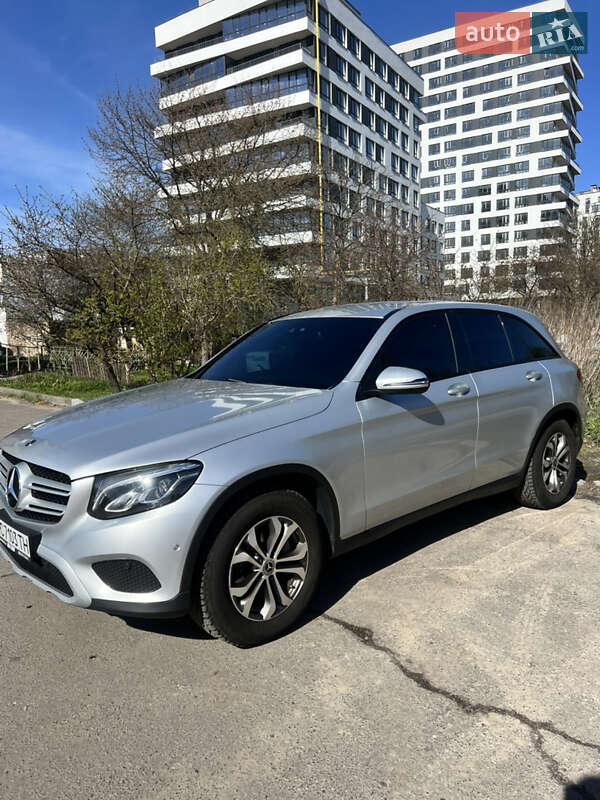 Внедорожник / Кроссовер Mercedes-Benz GLC-Class 2017 в Львове