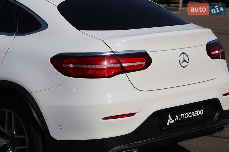 Позашляховик / Кросовер Mercedes-Benz GLC-Class 2016 в Києві