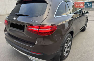 Позашляховик / Кросовер Mercedes-Benz GLC-Class 2016 в 