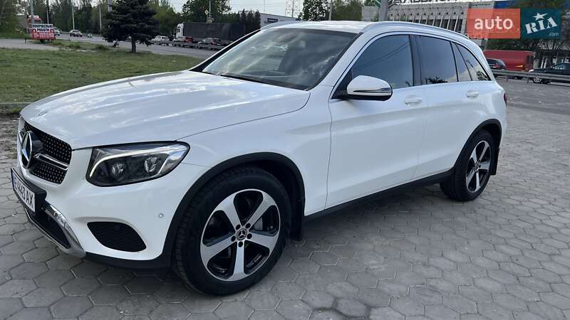 Внедорожник / Кроссовер Mercedes-Benz GLC-Class 2017 в Днепре