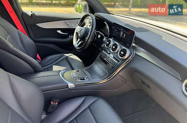 Внедорожник / Кроссовер Mercedes-Benz GLC-Class 2021 в 