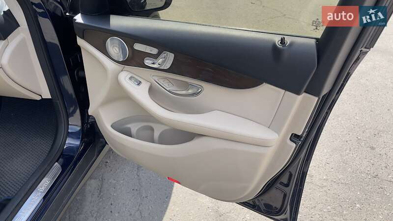 Позашляховик / Кросовер Mercedes-Benz GLC-Class 2016 в Харкові