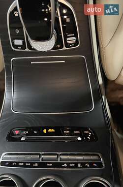 Внедорожник / Кроссовер Mercedes-Benz GLC-Class 2018 в 