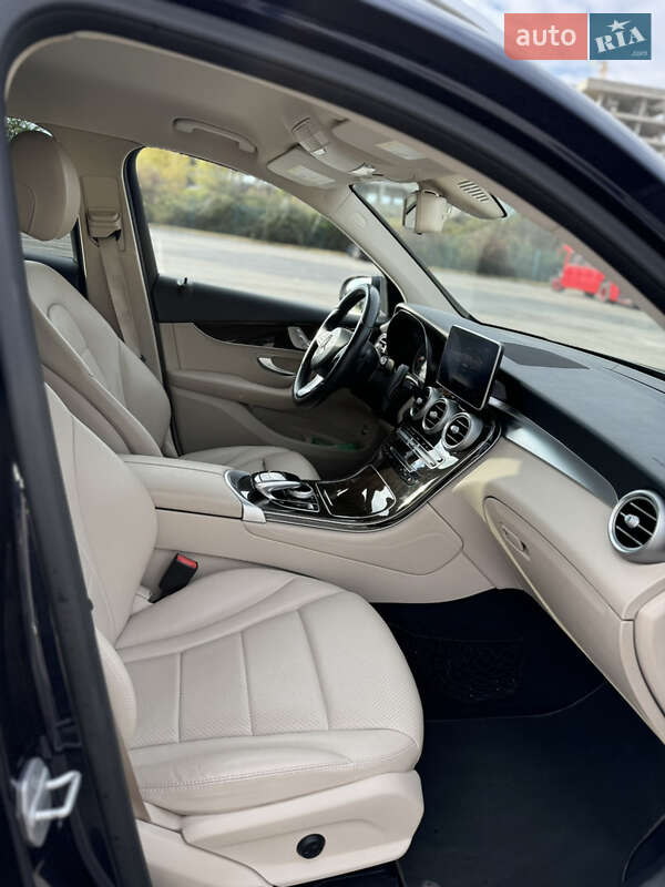 Позашляховик / Кросовер Mercedes-Benz GLC-Class 2015 в Києві