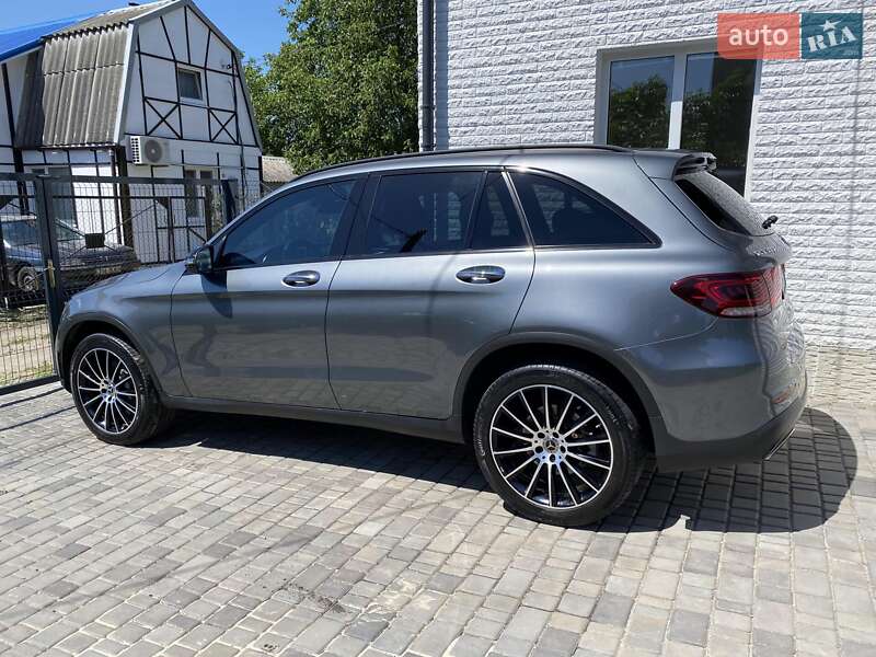 Внедорожник / Кроссовер Mercedes-Benz GLC-Class 2019 в Днепре фото 3 Внедорожник / Кроссовер Mercedes-Benz GLC-Class 2019 в Днепре
