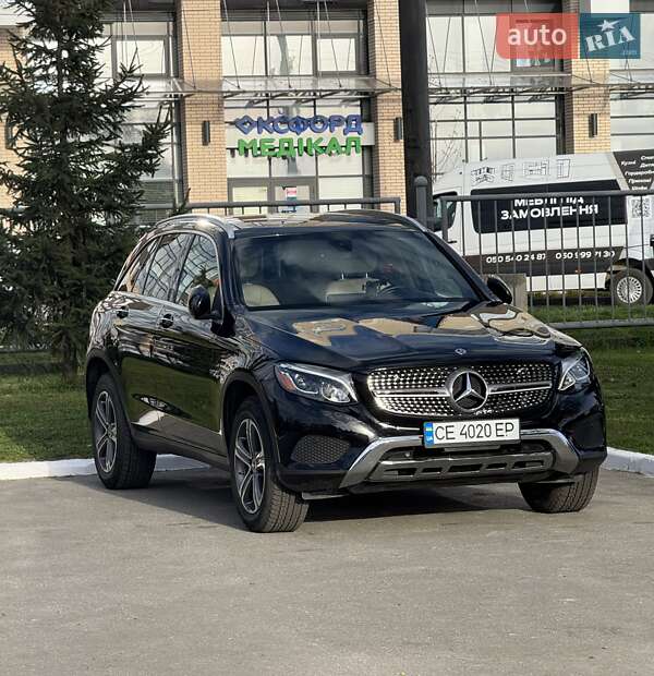 Внедорожник / Кроссовер Mercedes-Benz GLC-Class 2018 в 