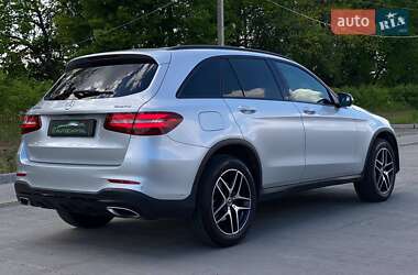 Внедорожник / Кроссовер Mercedes-Benz GLC-Class 2018 в 