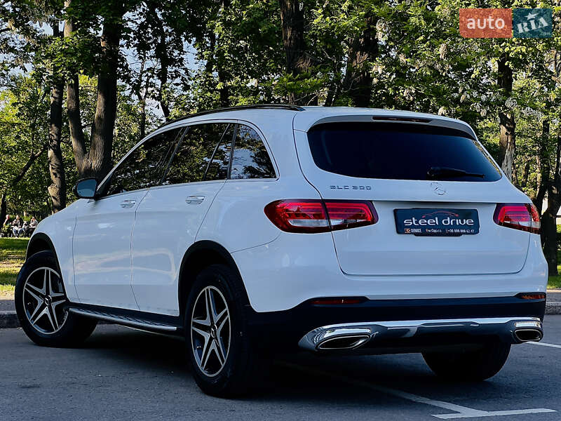 Внедорожник / Кроссовер Mercedes-Benz GLC-Class 2017 в Николаеве